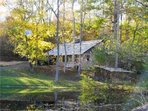 1676 Ray Loop Rd, Westfield, NC 27053 photo 24