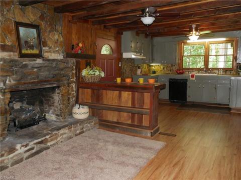 1676 Ray Loop Rd, Westfield, NC 27053 photo 10