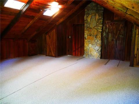 1676 Ray Loop Rd, Westfield, NC 27053 photo 17