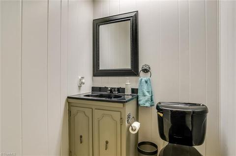 3105 Rolling Rd, High Point, NC 27265 photo 21