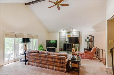 3105 Rolling Rd, High Point, NC 27265 photo 5