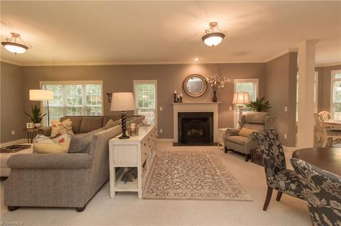 3035 Maple Branch Dr, High Point, NC 27265 photo 14