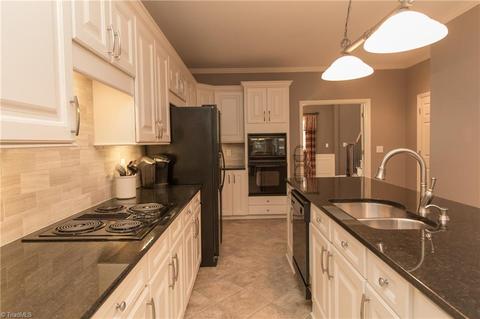 3035 Maple Branch Dr, High Point, NC 27265 photo 8