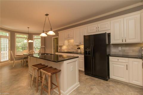 3035 Maple Branch Dr, High Point, NC 27265 photo 7