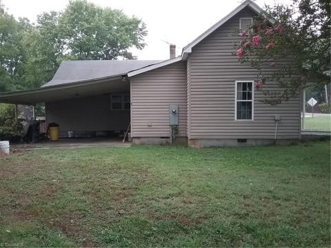 168 Bootleg Aly, Cooleemee, NC 27014 photo 4