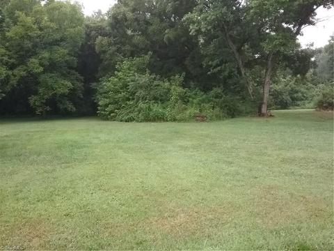 168 Bootleg Aly, Cooleemee, NC 27014 photo 8