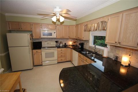5232 Bridge Pointe Dr, Clemmons, NC 27012 photo 4