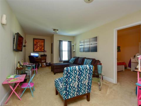 3843 Jade Ct, High Point, NC 27265 photo 15