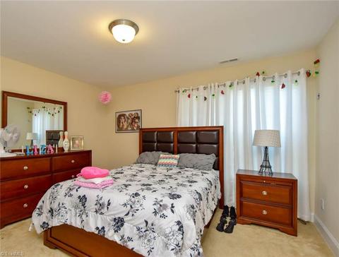 3843 Jade Ct, High Point, NC 27265 photo 23