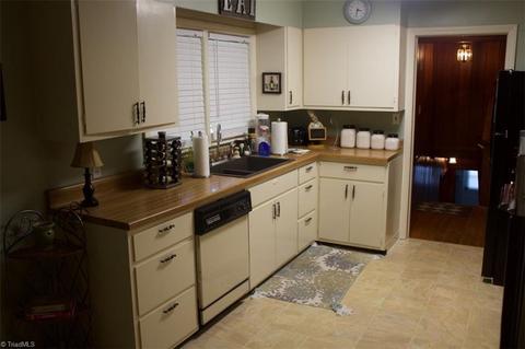 1320 Florida St, High Point, NC 27262 photo 11