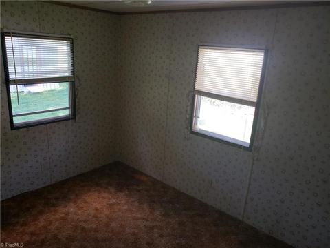 505 E 23rd St, Kannapolis, NC 28083 photo 13