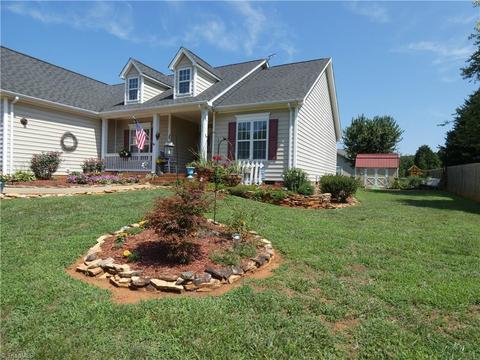 136 Willow Bend Dr, King, NC 27021 photo 29