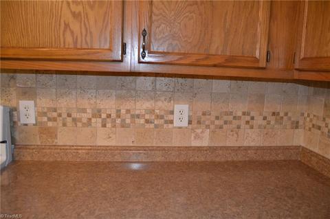 2727 Joiner St, High Point, NC 27263 photo 9