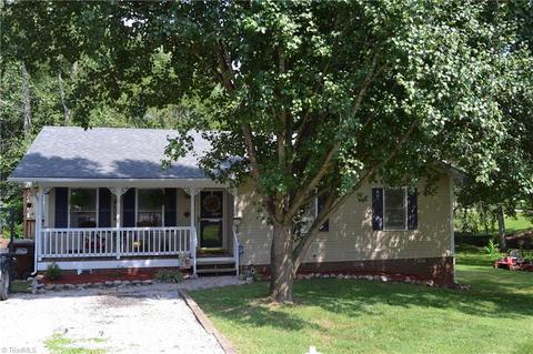 2727 Joiner St, High Point, NC 27263 photo 1