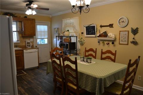 2727 Joiner St, High Point, NC 27263 photo 6
