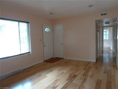 702 Gordon St, High Point, NC 27260 photo 5