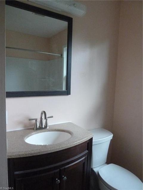 702 Gordon St, High Point, NC 27260 photo 9