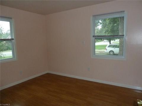 702 Gordon St, High Point, NC 27260 photo 13