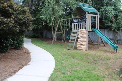 2450 Willard Rd, High Point, NC 27265 photo 15