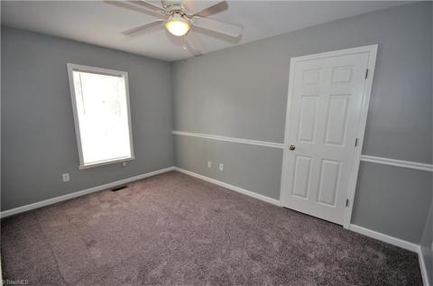 618 Three Oaks Dr, High Point, NC 27265 photo 19
