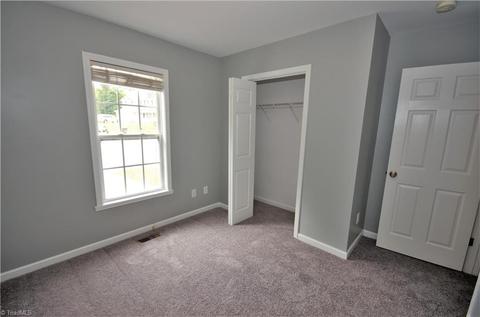 618 Three Oaks Dr, High Point, NC 27265 photo 22