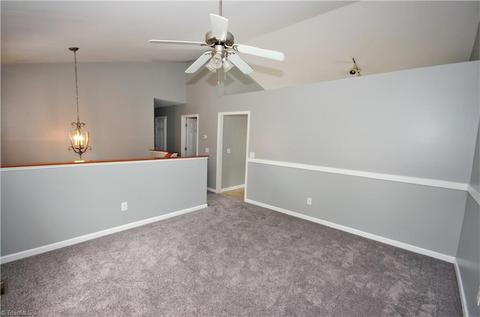 618 Three Oaks Dr, High Point, NC 27265 photo 6