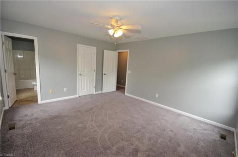 618 Three Oaks Dr, High Point, NC 27265 photo 17