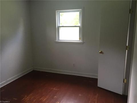 754 Summit Loop, Eden, NC 27288 photo 9