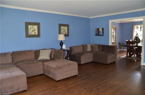 1072 Cantering Rd, High Point, NC 27262 photo 5