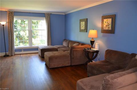 1072 Cantering Rd, High Point, NC 27262 photo 4