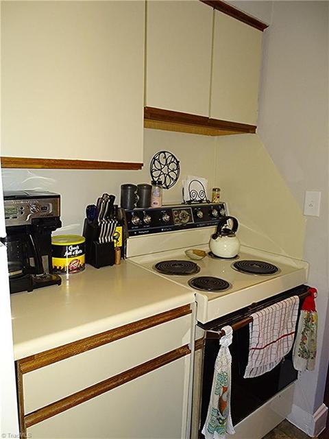 3810 Rolling Rd, High Point, NC 27265 photo 9