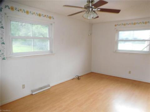 321 Eldorado Rd, Asheboro, NC 27205 photo 4