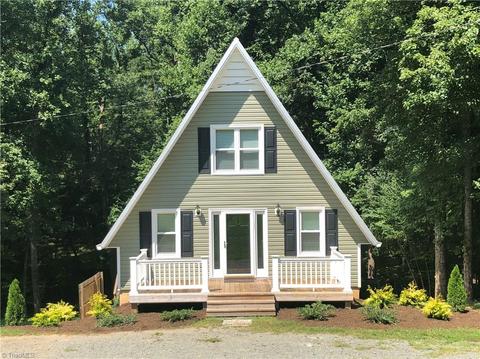 150 Trinity Dr, King, NC 27021 photo 2