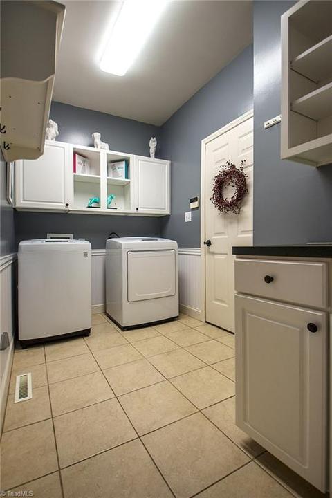 6830 Doublegate Dr, Clemmons, NC 27012 photo 17
