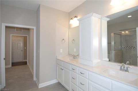 301 Rollingbrook Ct, Clemmons, NC 27012 photo 15