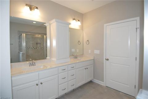 301 Rollingbrook Ct, Clemmons, NC 27012 photo 12
