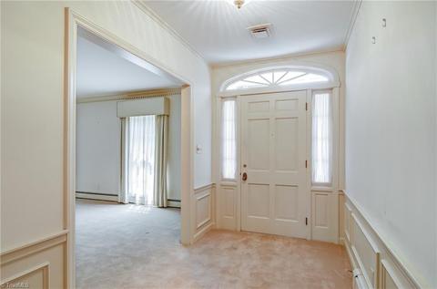 1420 Coventry Rd, High Point, NC 27262 photo 3