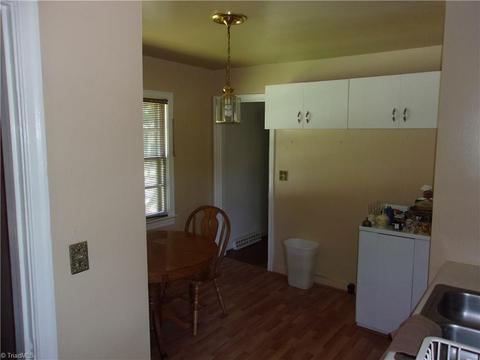 700 E Farriss Ave, High Point, NC 27262 photo 10