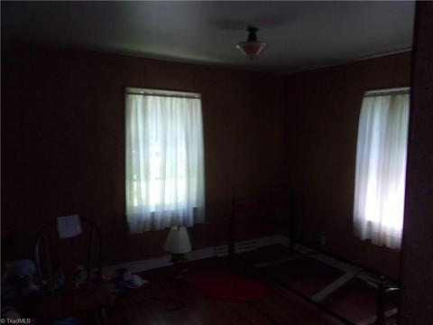 700 E Farriss Ave, High Point, NC 27262 photo 7