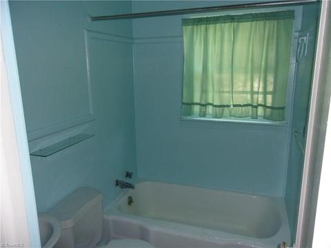 700 E Farriss Ave, High Point, NC 27262 photo 8
