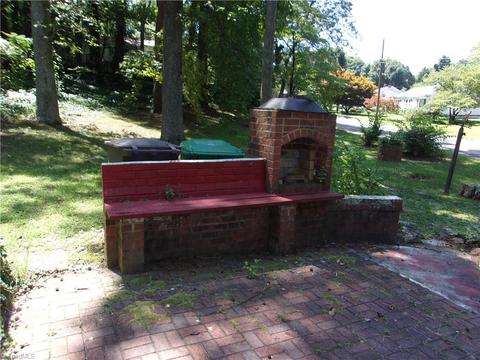 700 E Farriss Ave, High Point, NC 27262 photo 18