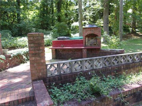700 E Farriss Ave, High Point, NC 27262 photo 17