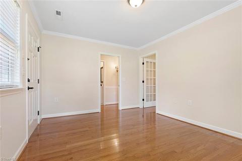408 West St, King, NC 27021 photo 8
