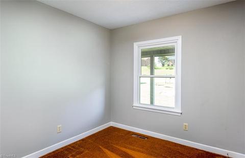 231 Pilotview Loop, Madison, NC 27025 photo 17