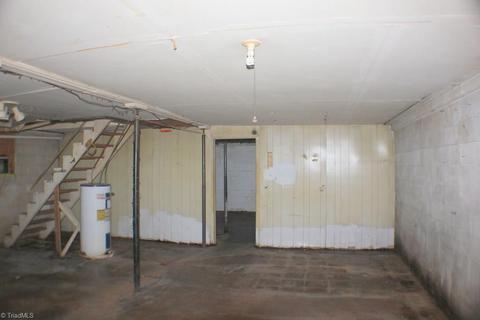 167 Dalsher Ave, Pilot Mountain, NC 27041 photo 15