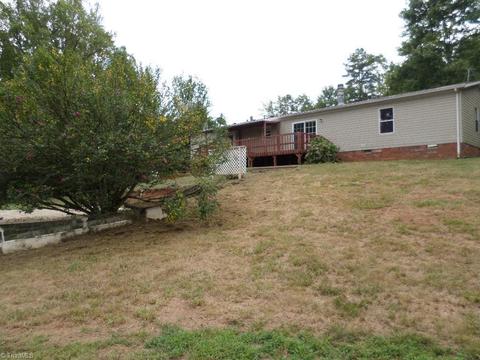 307 Hauser Rd, Pinnacle, NC 27043 photo 10