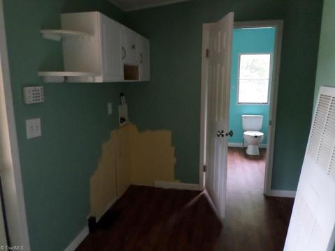 307 Hauser Rd, Pinnacle, NC 27043 photo 9