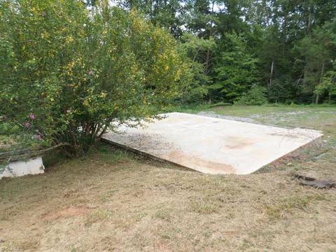 307 Hauser Rd, Pinnacle, NC 27043 photo 13