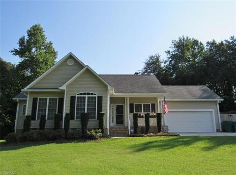 331 Saddlebred Loop, Stokesdale, NC 27357 photo 1