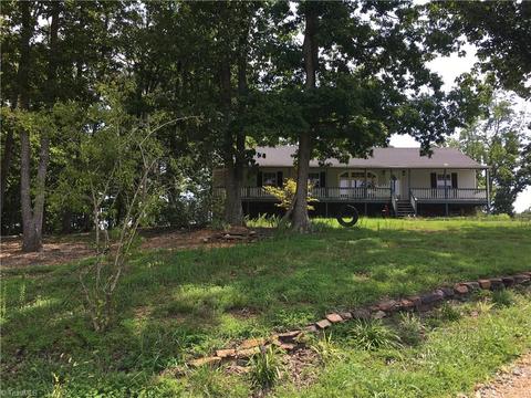 7689 Checkmark Rd, Denton, NC 27239 photo 4